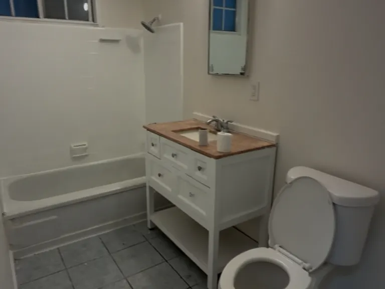 11014 Wilmington Ave #1 — Photo 2