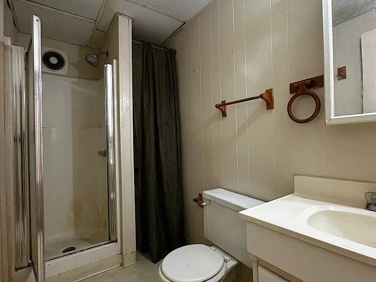 613 Louise Ave #1 — Photo 9