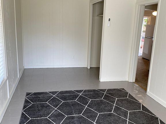 Spacious front room