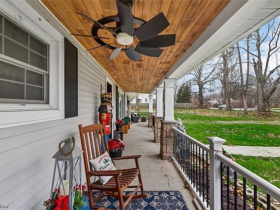 5th image of 4853 Elyria Ave
