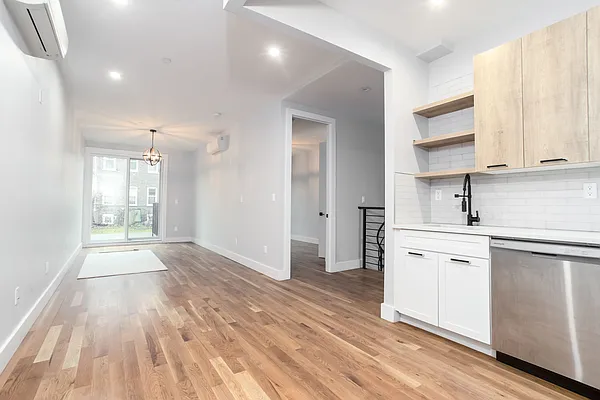 Rented by Compass | media 1