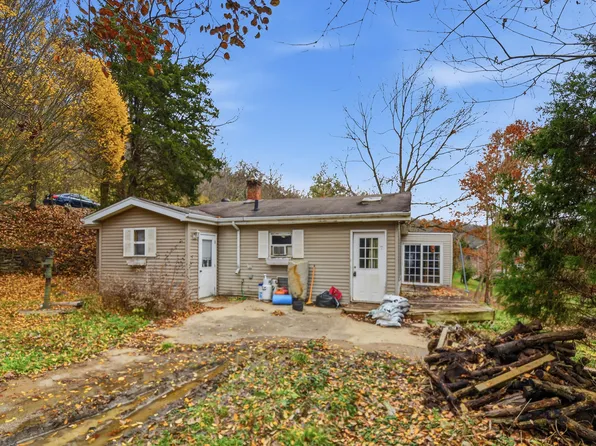 363 Hidden Valley Rd, Highland Heights, KY 41076