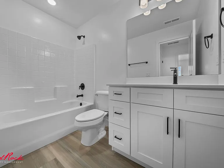 1037 E Malibu Ln — Photo 28
