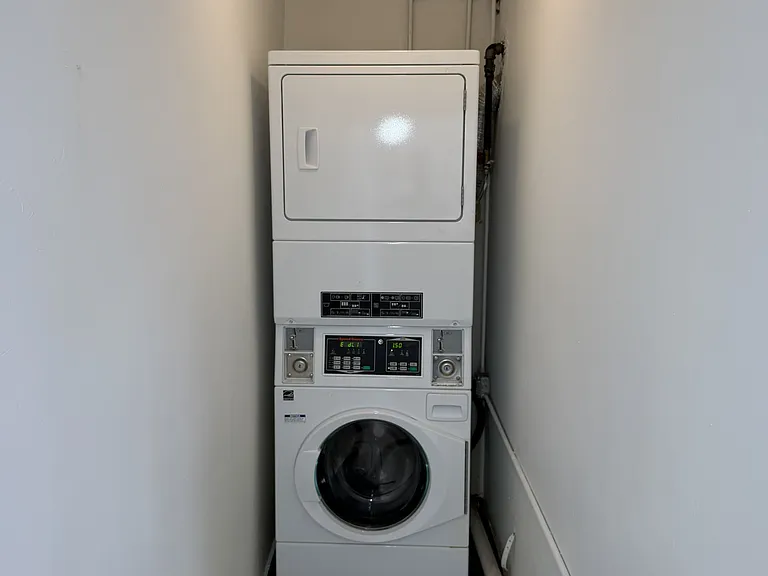 1318 Mace Ave #1 — Photo 12