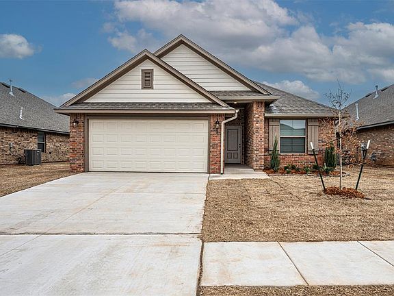 2nd image of 4208 Royal Garden Dr