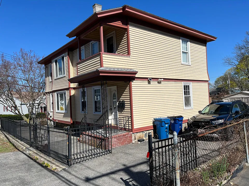 House - Side