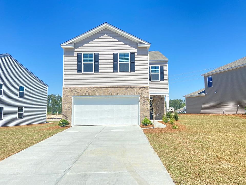 1st image of 104 Blossom Wood Ln