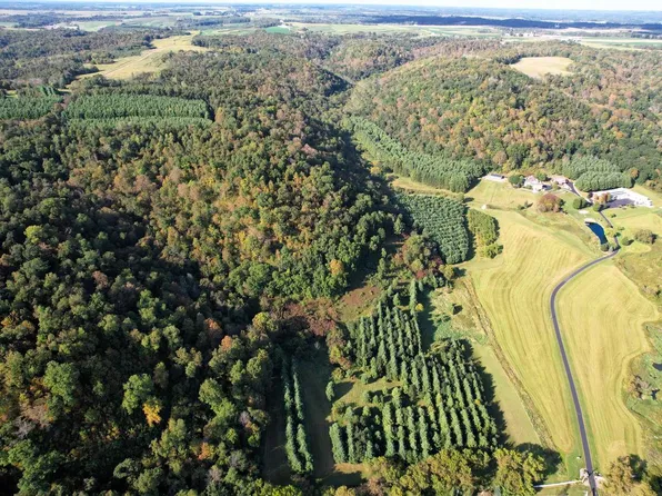 190 +/- Acres Deere Path Lane, Richland Center, WI 53581