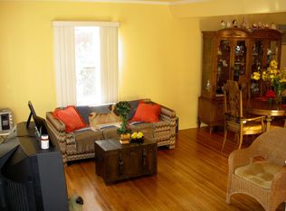 118 Silver St, Elmont, NY 11003