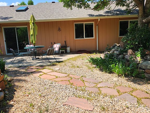 Side patio