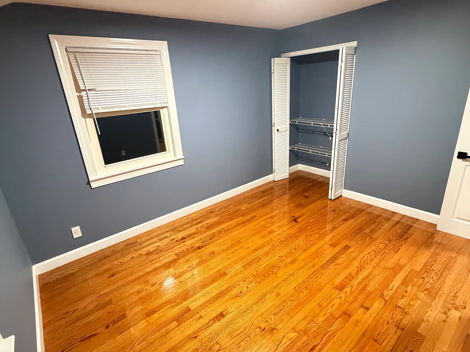 3 bed, 1200 sqft, $2,000 — Photo 3