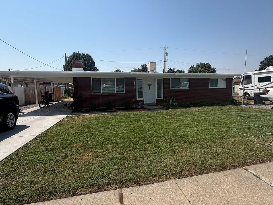 1457 N 350 W