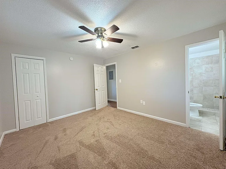 2922 Oakwood Dr — Photo 28