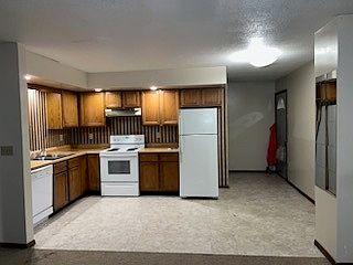 3rd image of 2203 E State Road 14