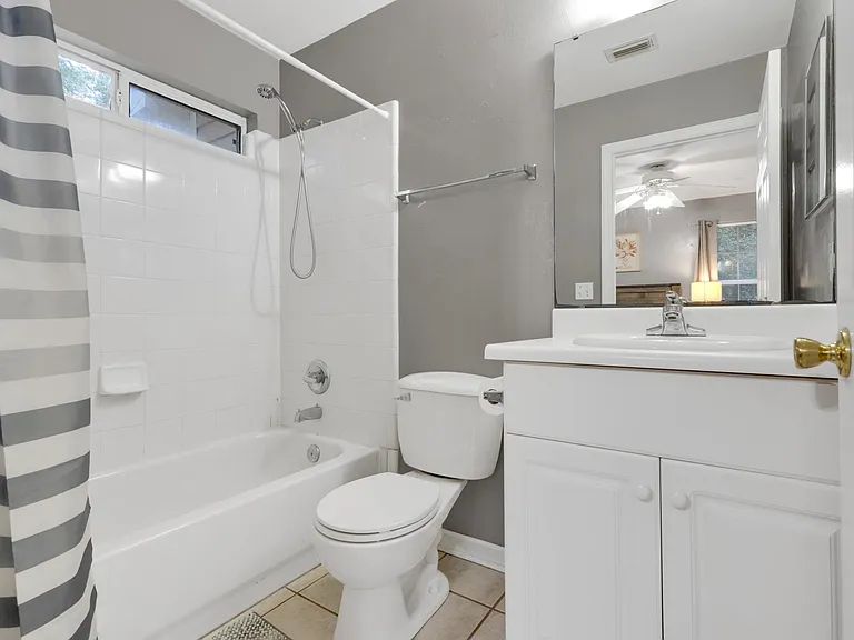213 Cactus St — Photo 24