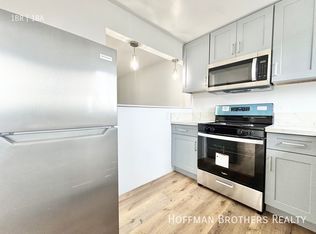 14917 Hartland St #7, Van Nuys, CA 91405