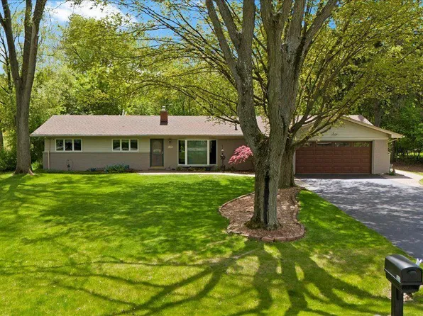 1831 Ansal Dr, Rochester Hills, MI 48309
