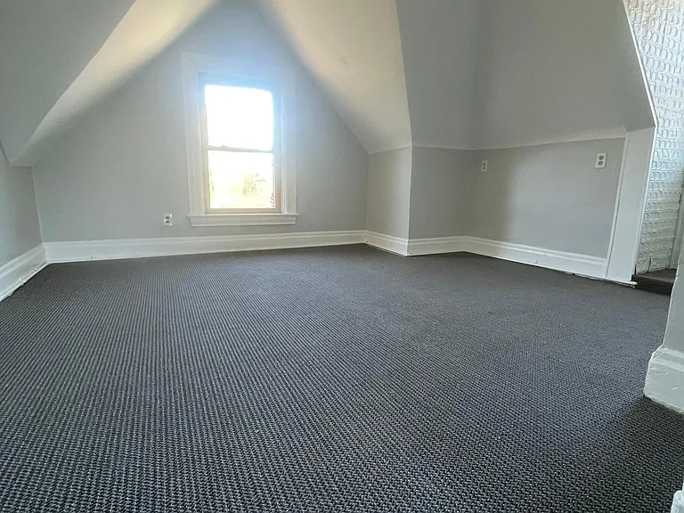 3rd floor bedroom