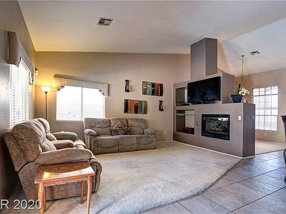 5th image of 5701 Janell Dr