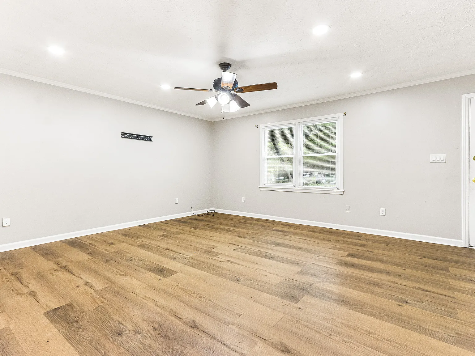 2 bed, 2.5 bath, 1275 sqft, $1,780 — Photo 4