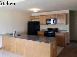 10284 Marblewing Rd UNIT 2, Roscoe, IL 61073