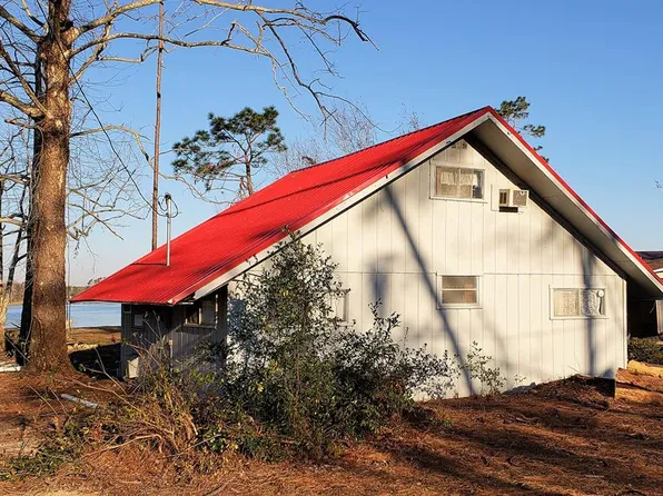 2931 Paradise Cir, Donalsonville, GA 39845