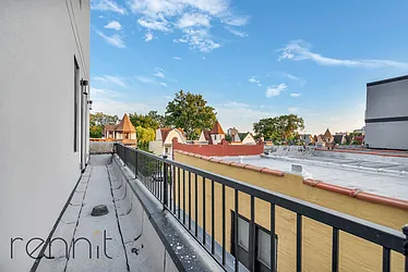 Rented by Rennit Inc.