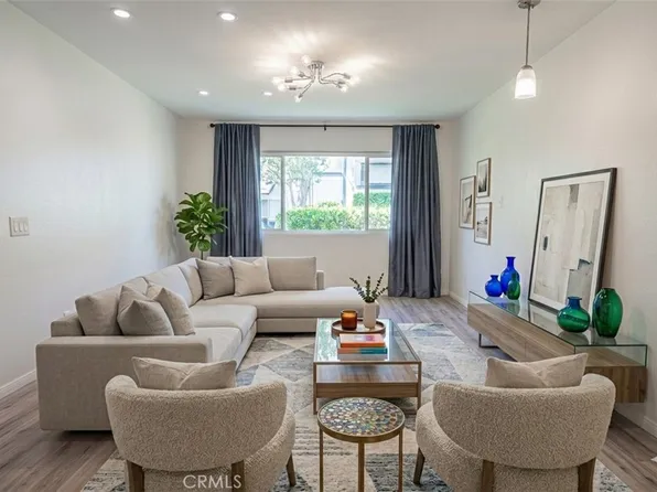 1342 E Hillcrest Dr Unit 17, Thousand Oaks, CA 91362