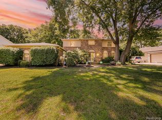 11924 Rain Tree Ct, Shelby Township, MI 48315
