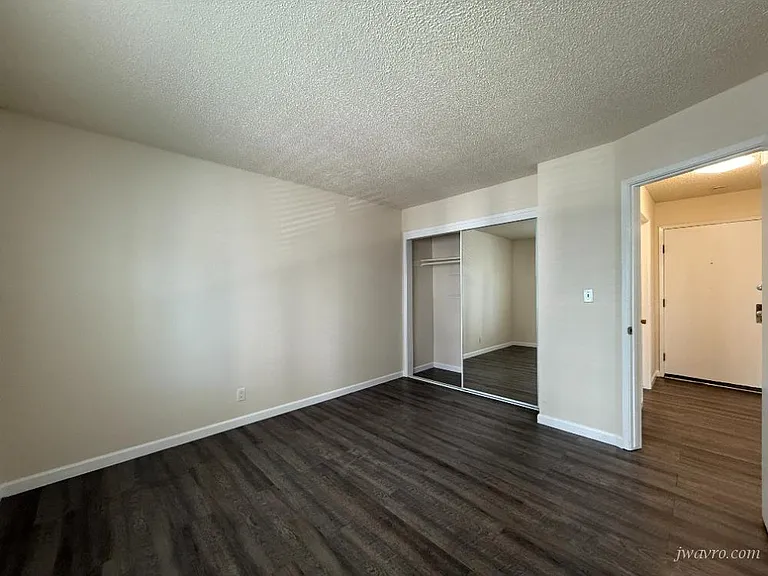 690 Bradford St #7 — Photo 9