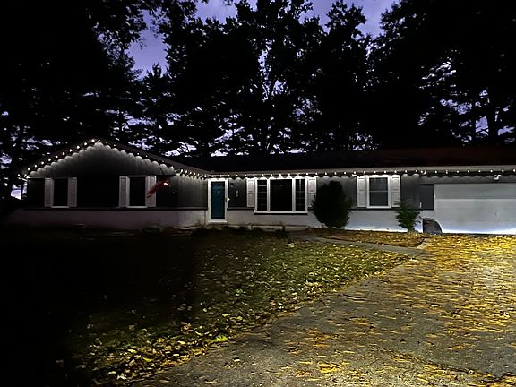 2nd image of 48 Woodmere Ln