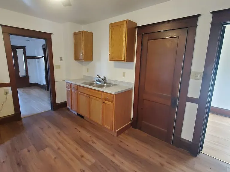 1025 E Land Pl — Photo 22