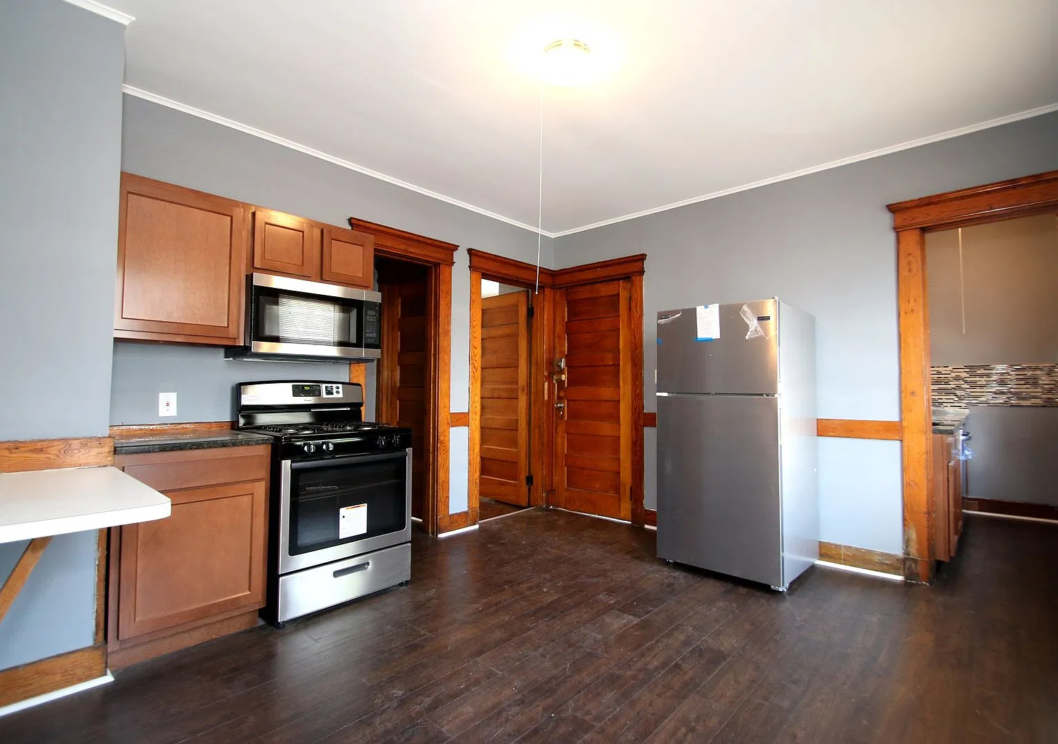 No Security Deposit! — Photo 4