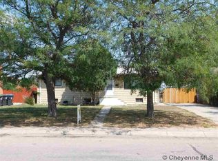129 Derr Ave, Cheyenne, WY 82007