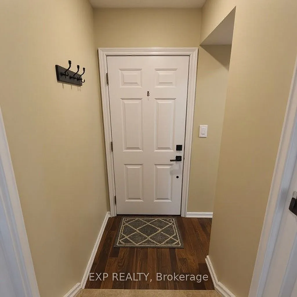 Studio, $1,600 — Photo 2