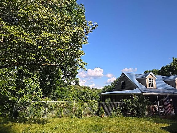 3rd image of 2859 Jarman Hollow Rd