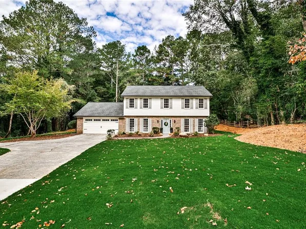 2565 Old Orchard Trl, Marietta, GA 30062