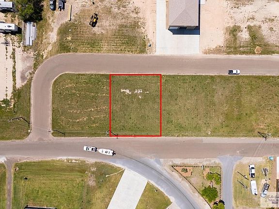 3rd image of 103 Robinson Dr #18
