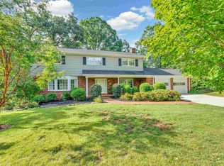 8 Compton Dr, Greenville, SC 29615