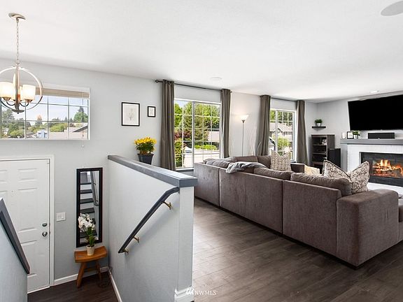 3rd image of 13701 SE 275th Pl