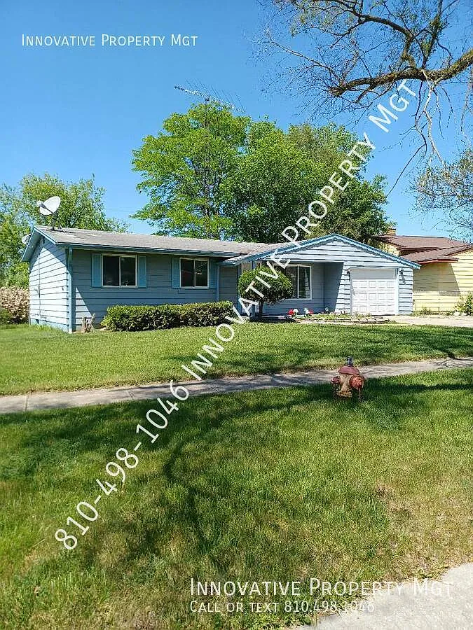 Well maintained Mt. Morris 2 bedroom, 1 1/2 bath home! — Photo 1