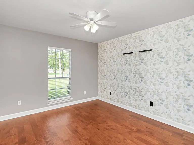 7130 Haleys Way — Photo 20