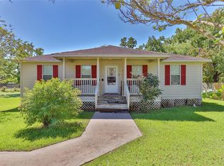 123 Robinson Rd, Oyster Creek, TX 77541