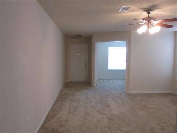 3rd image of 4610 Pin Oak Creek Ln