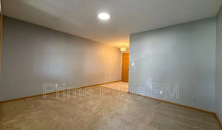 1109 N 28th St #1 — Photo 4