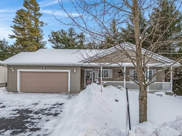 121 Bushmill Cir, Hamilton, ON L8B 1A5