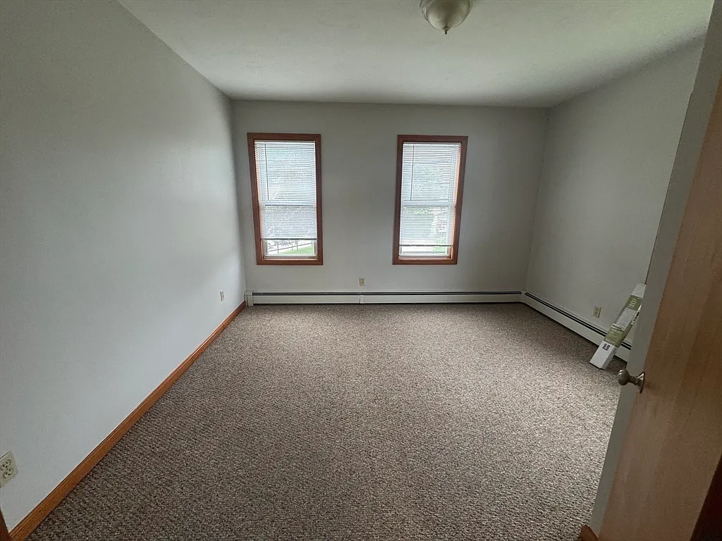 2 bed, 1.0 bath, 1036 sqft, $1,800 — Photo 4