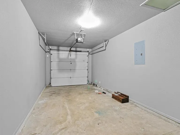 2608 Cross Timber Dr — Photo 14
