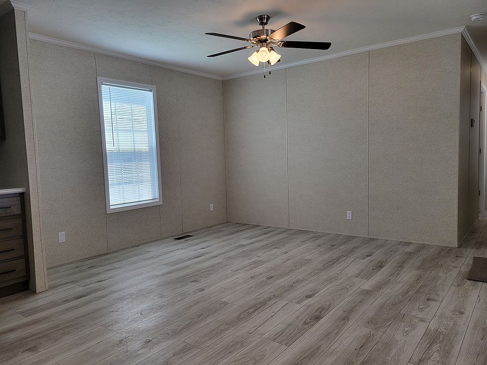 226 Sutherland Dr Highland MI Zillow