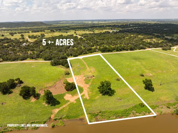 2105 River Shoals Rd, Mineral Wells, TX 76067